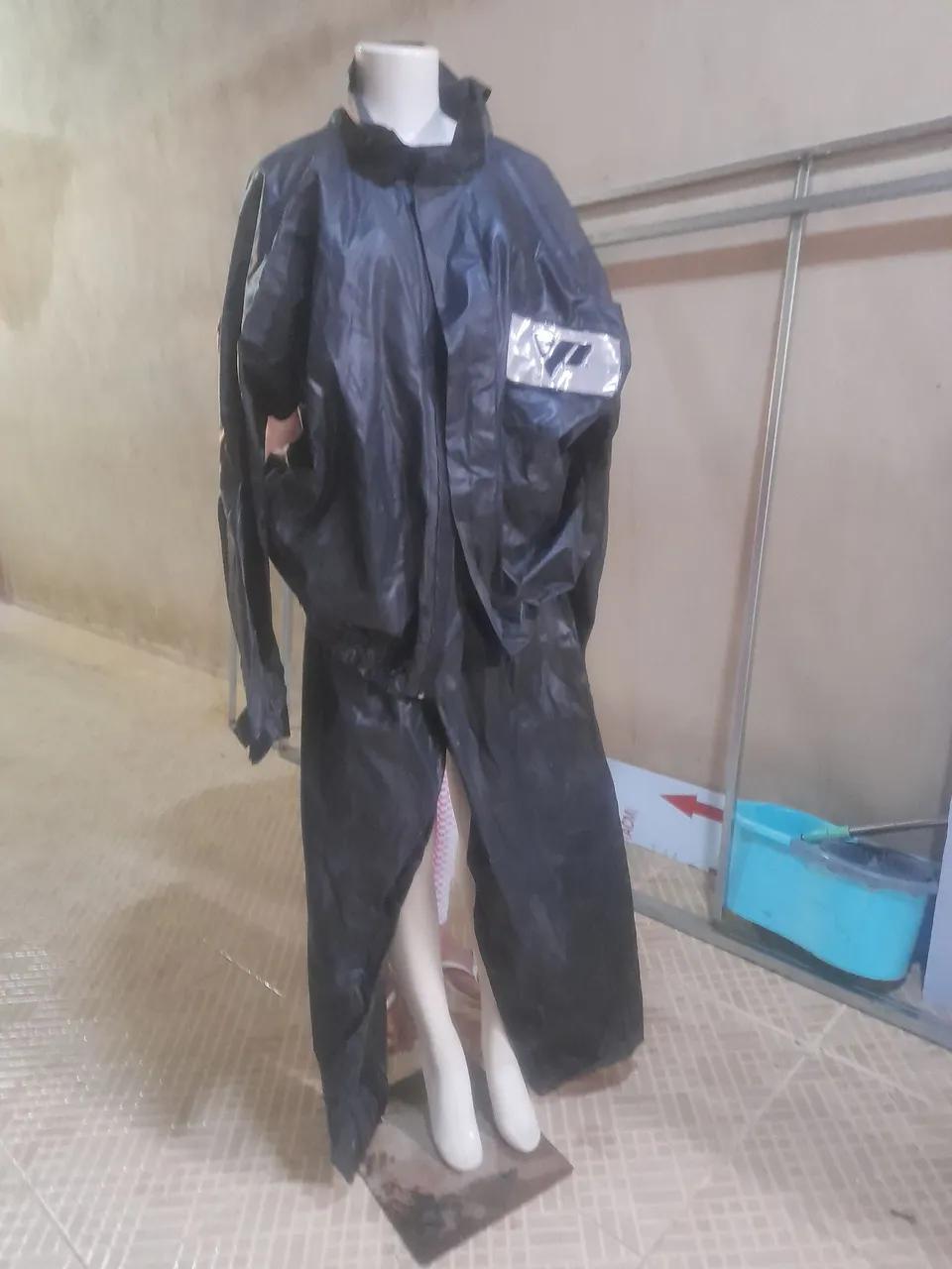 Conjunto de chuva preto - Unissex