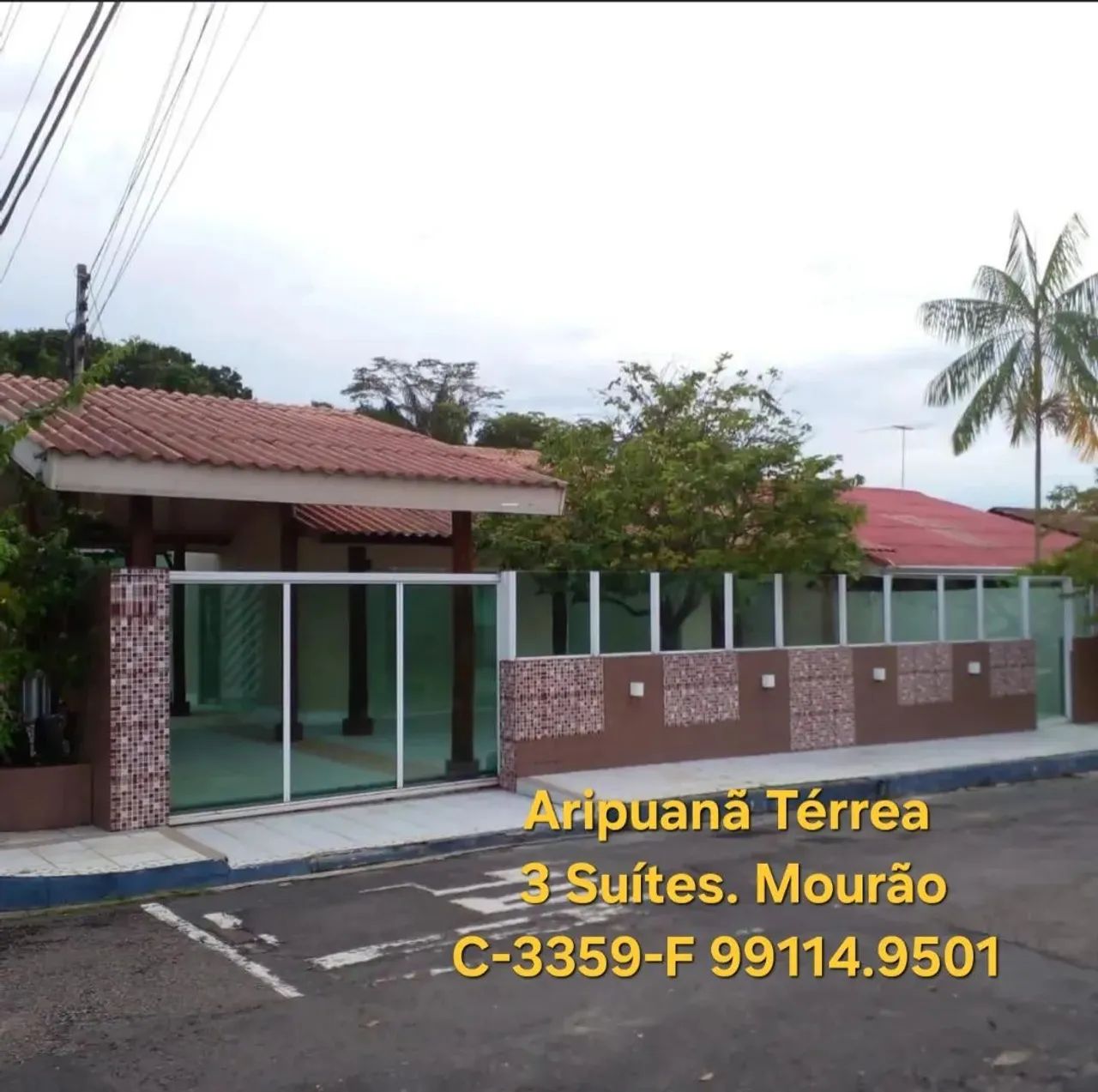Vendo casa térrea no Condomínio Parque Aripuanã. 3 suítes, edícula.100% reformada. Dom Ped