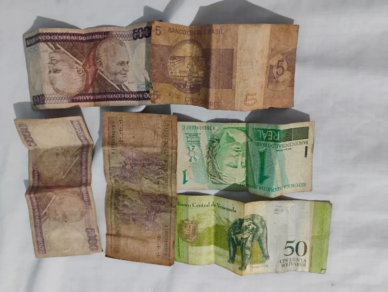 Notas Antigas do Brasil e Venezuela - Colecionador
