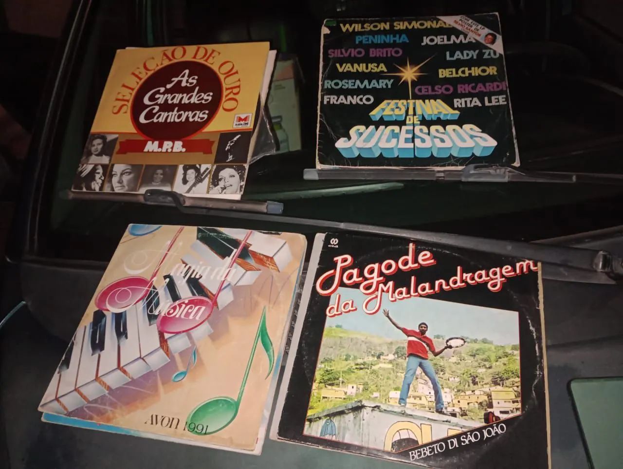 Lotes de CDs e Vinil - Roberto Leal, Romantic Piano, Viva Jacob e Malakacheta - Foto 2