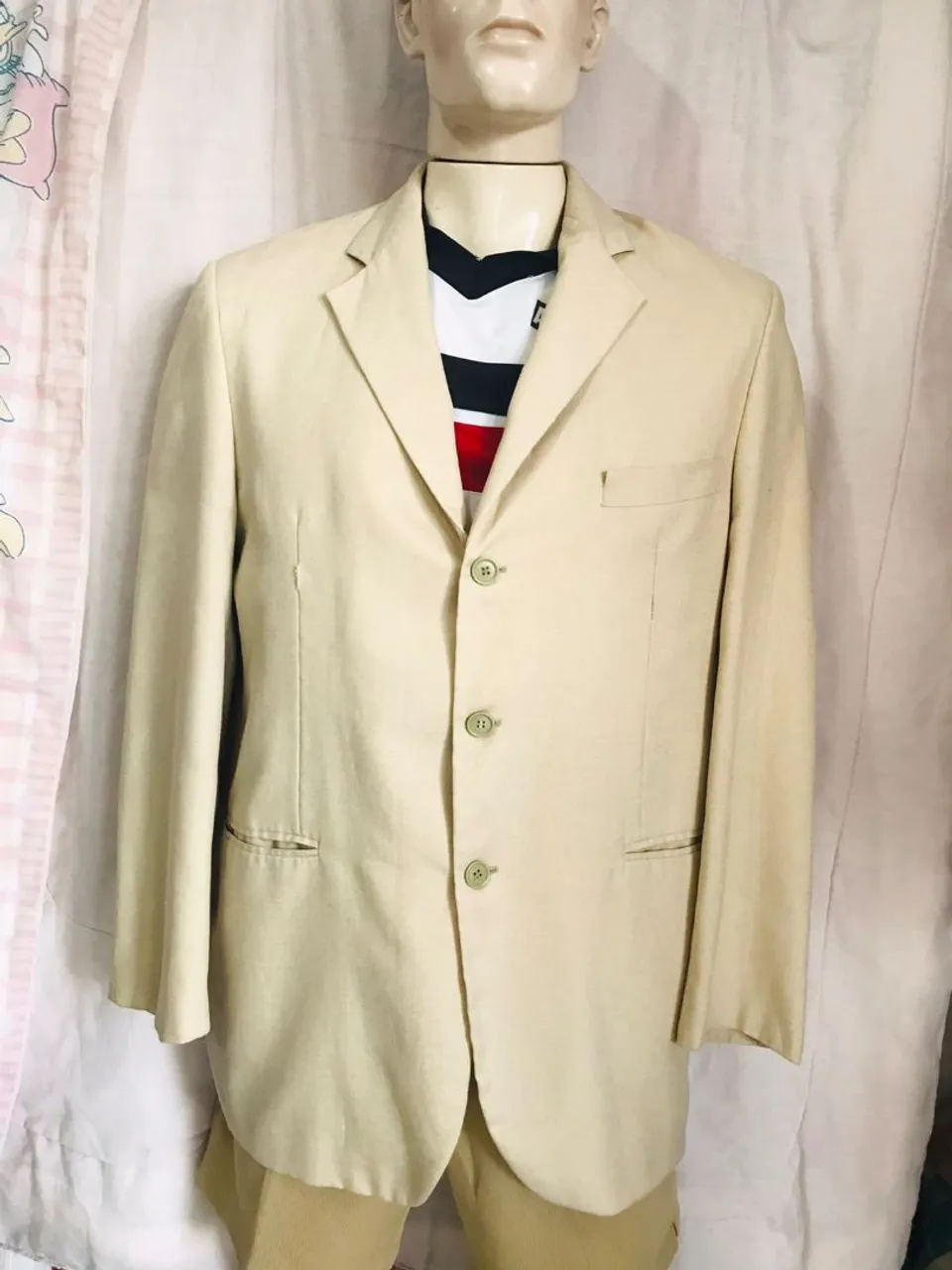 Blazer Bege Clássico - Elegância e Estilo