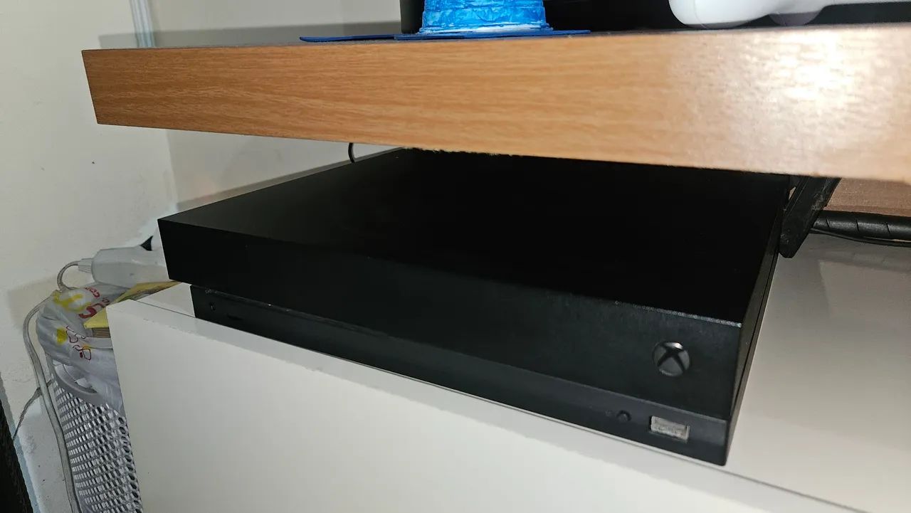 XBOX ONE X