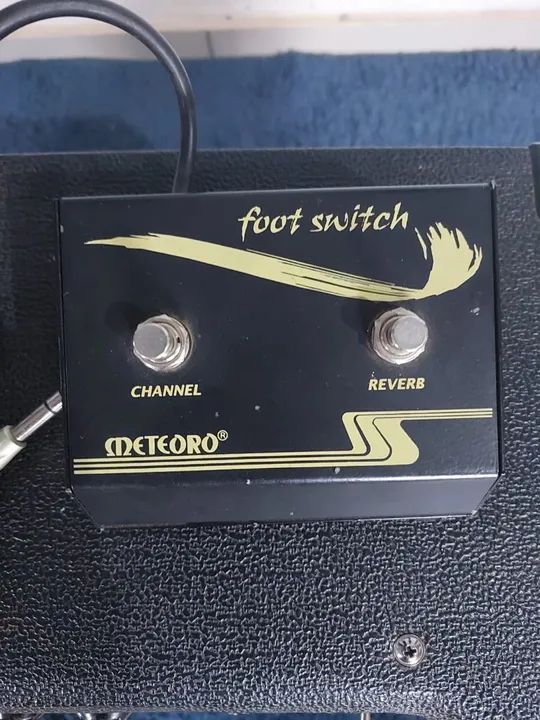 Meteoro MCK 200 Extreme 212 gs Andreas Kisser + Footswitch