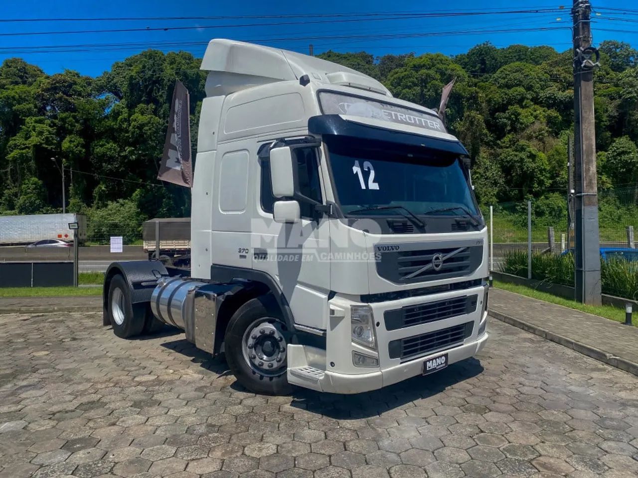VOLVO FM 370 4x2