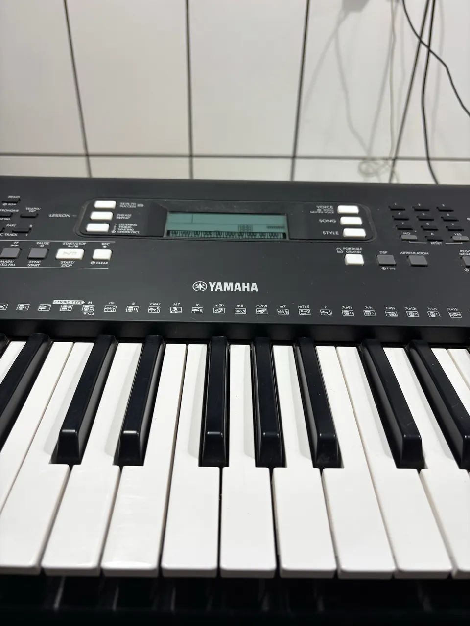 キーボード YAMAHA PSR-E403 ヤマハ | PSR-E403 - ポータブルキーボード - 概要