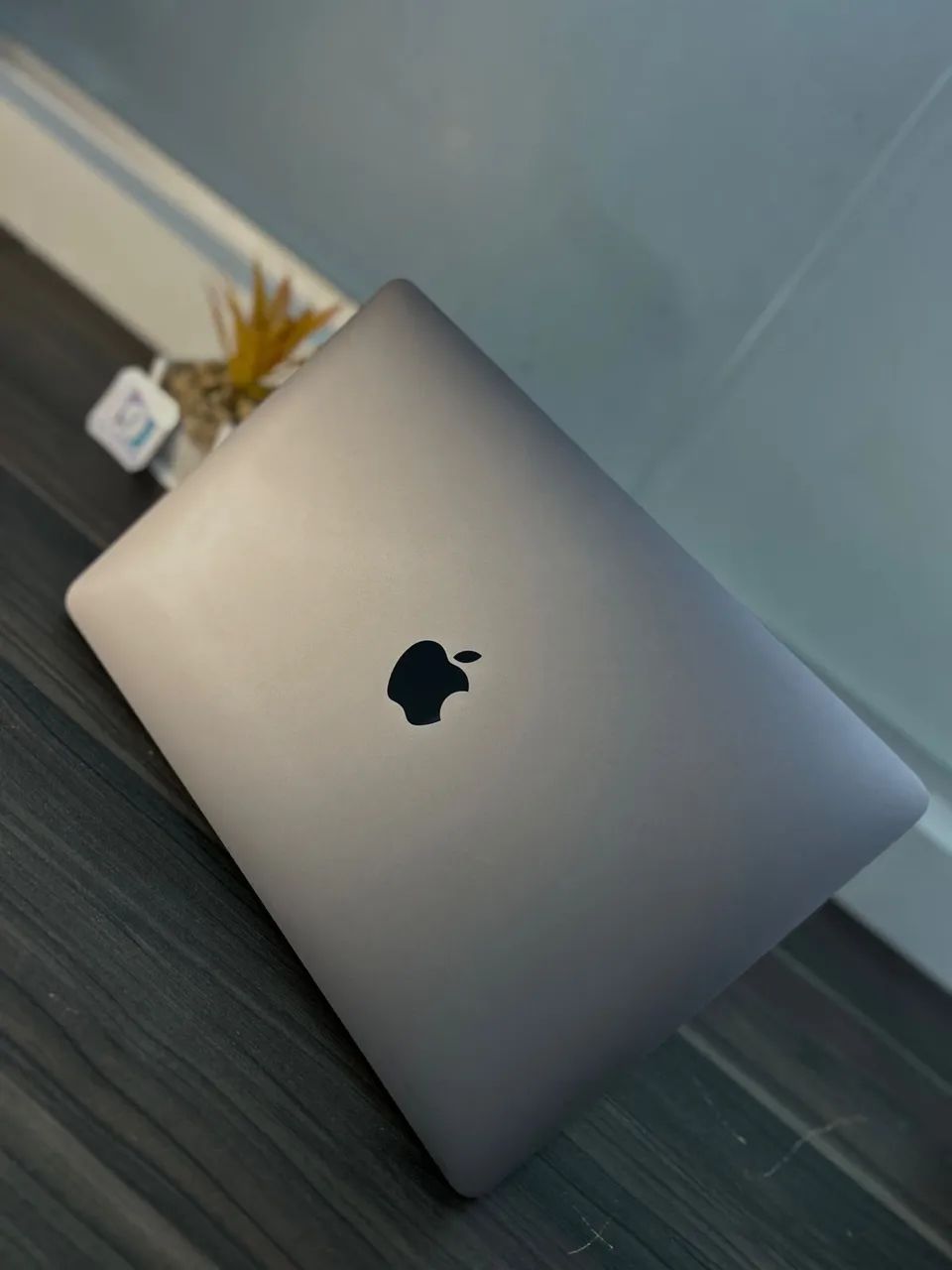 MacBook Pro 2019 Processador: Intel Core i5 8GB RAM 256GB SSD Space Gray  - Foto 3