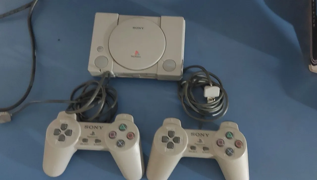 Playstation 1 mini classico original .. completo