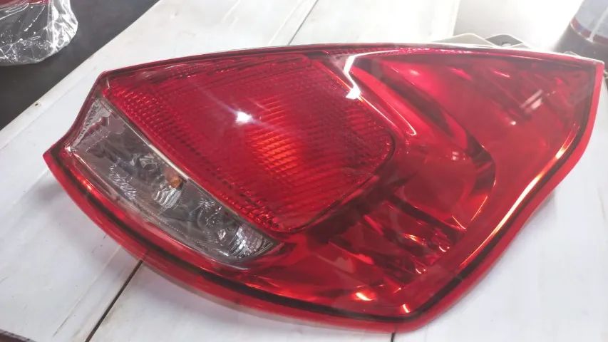 LANTERNA NEW FIESTA