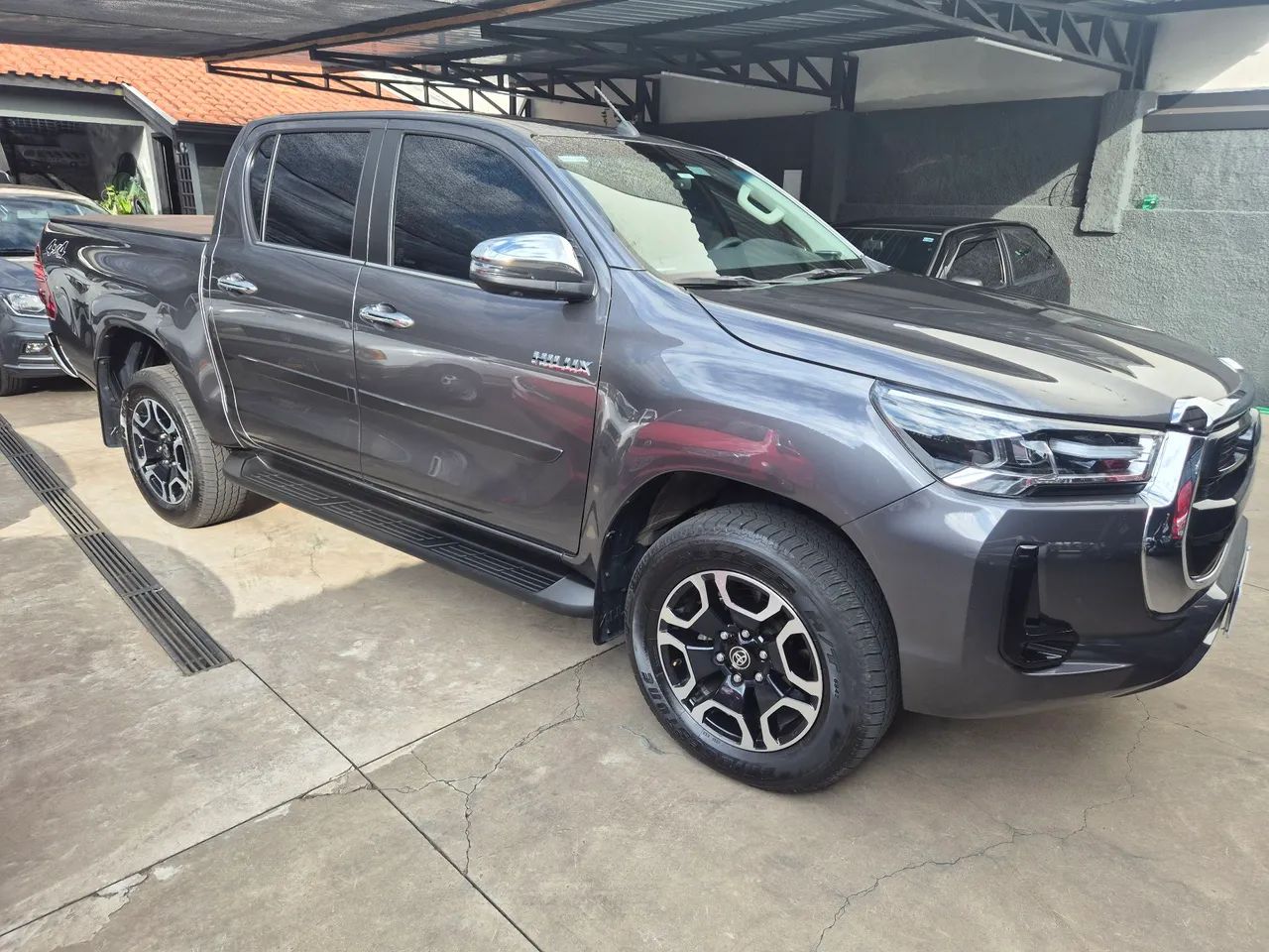 Hilux srx baixo km - Foto 4