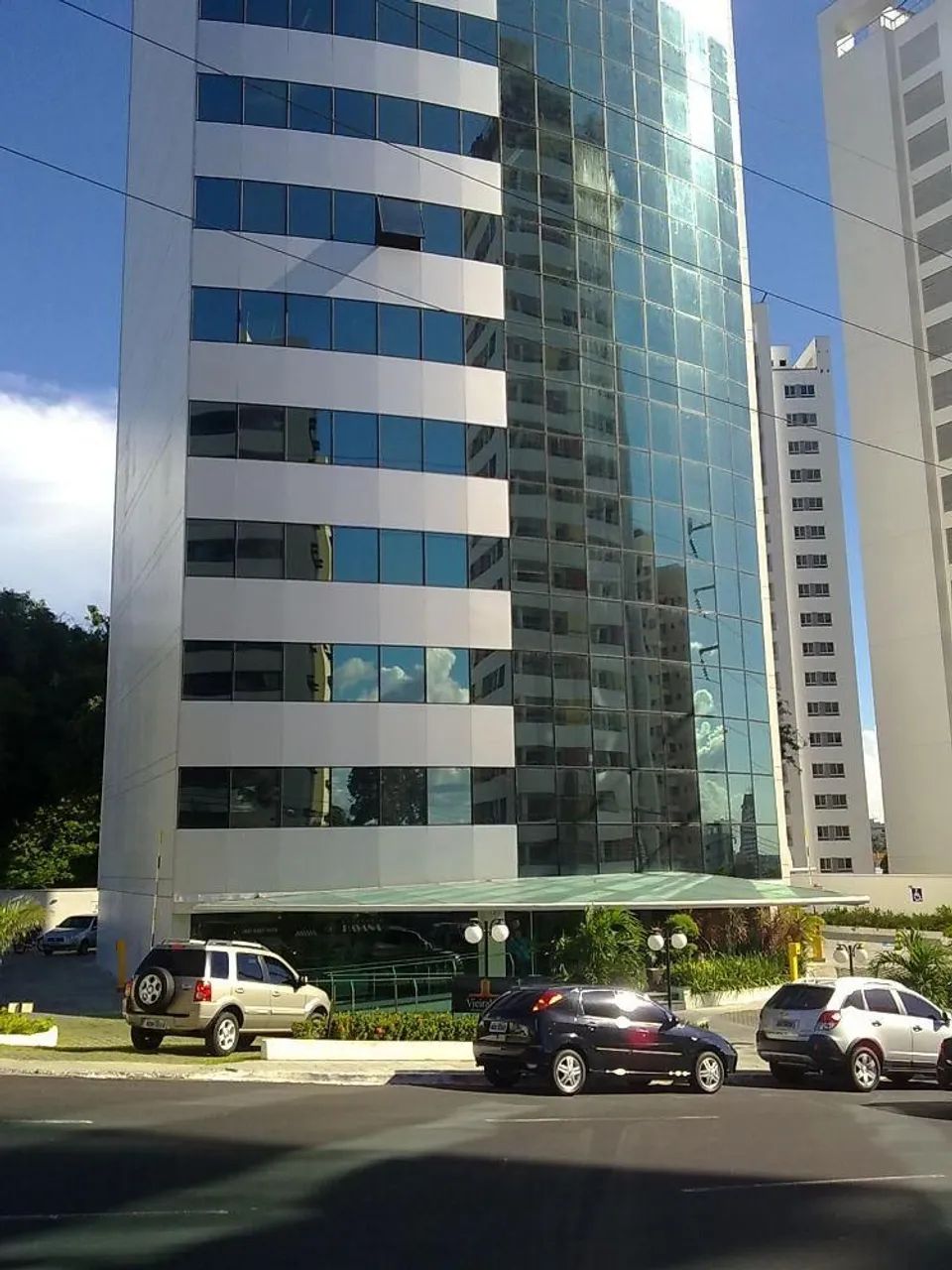 Vende-se Luxuosa sala Odontológica no Vieiralves  - Foto 15