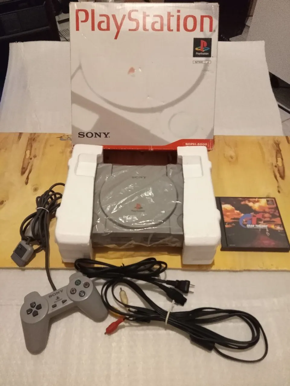 Playstation 1 fat mod. Scph 5500 + GTurismo 1, originais JP+Manual/panfletos
