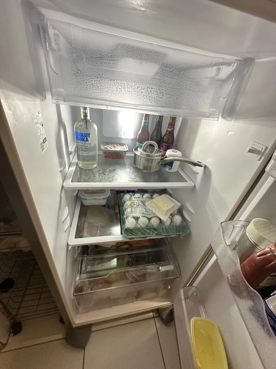 Geladeira 3 meses de uso.