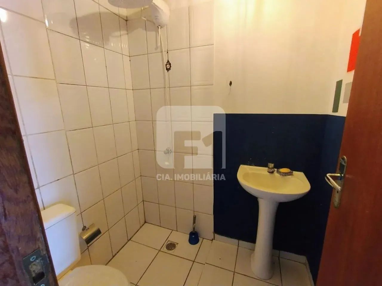 Loja de 2 andares no Porto da Lagoa - Foto 5