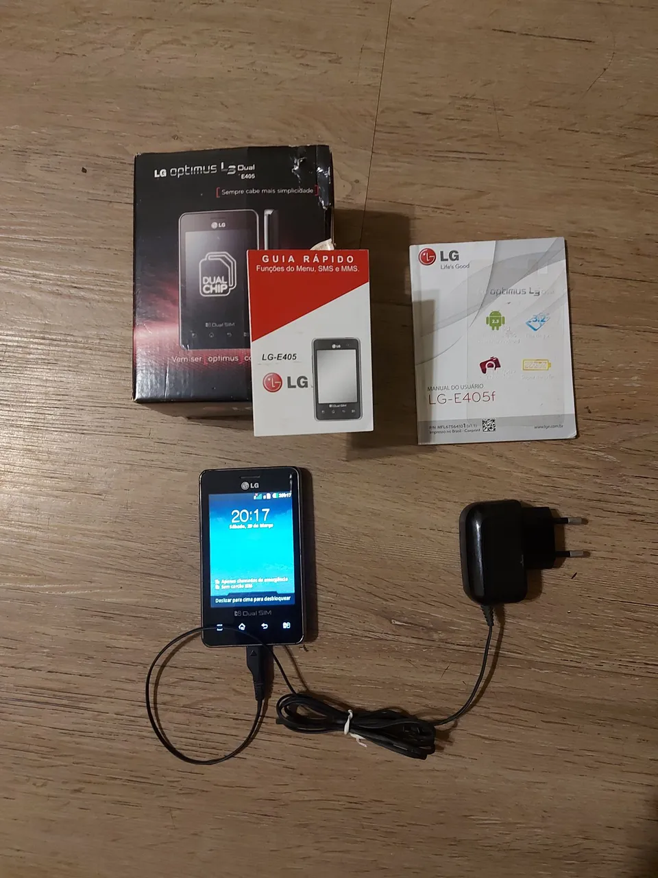 Celular LG Optimus L3 Dual E405 - completo - R$90