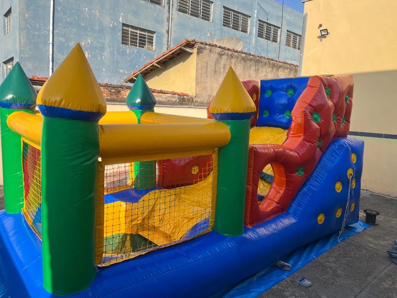 Mini escorregador com piscina de bolinha  - Foto 2