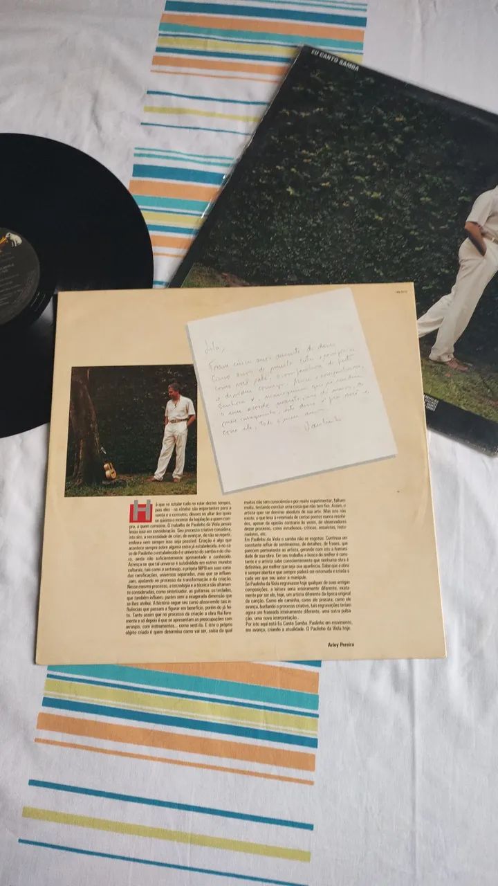 Vinil de Paulinho da Viola " Eu canto samba" - Foto 2