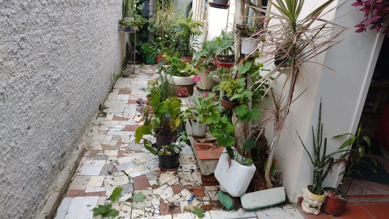 Vendo casa no bairro cajuru  - Foto 2