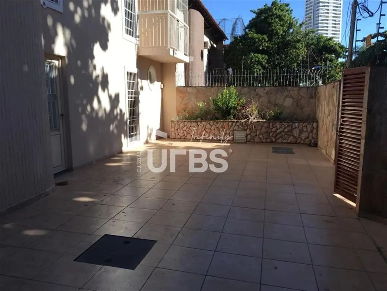 Sobrado à venda no Setor Bueno, 5 quartos (1 suíte), Residencial Oásis, próximo à Rua T-54 - Foto 2