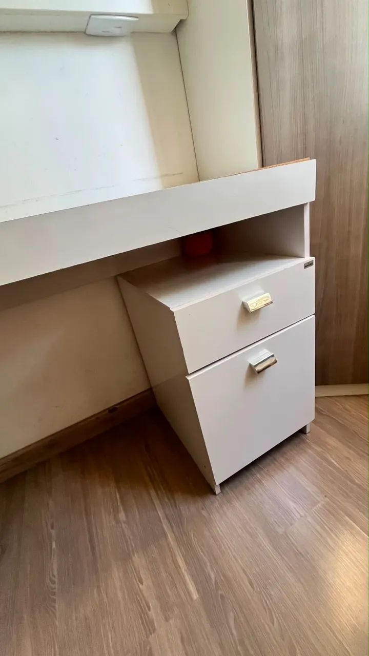 Escrivaninha  - Foto 3