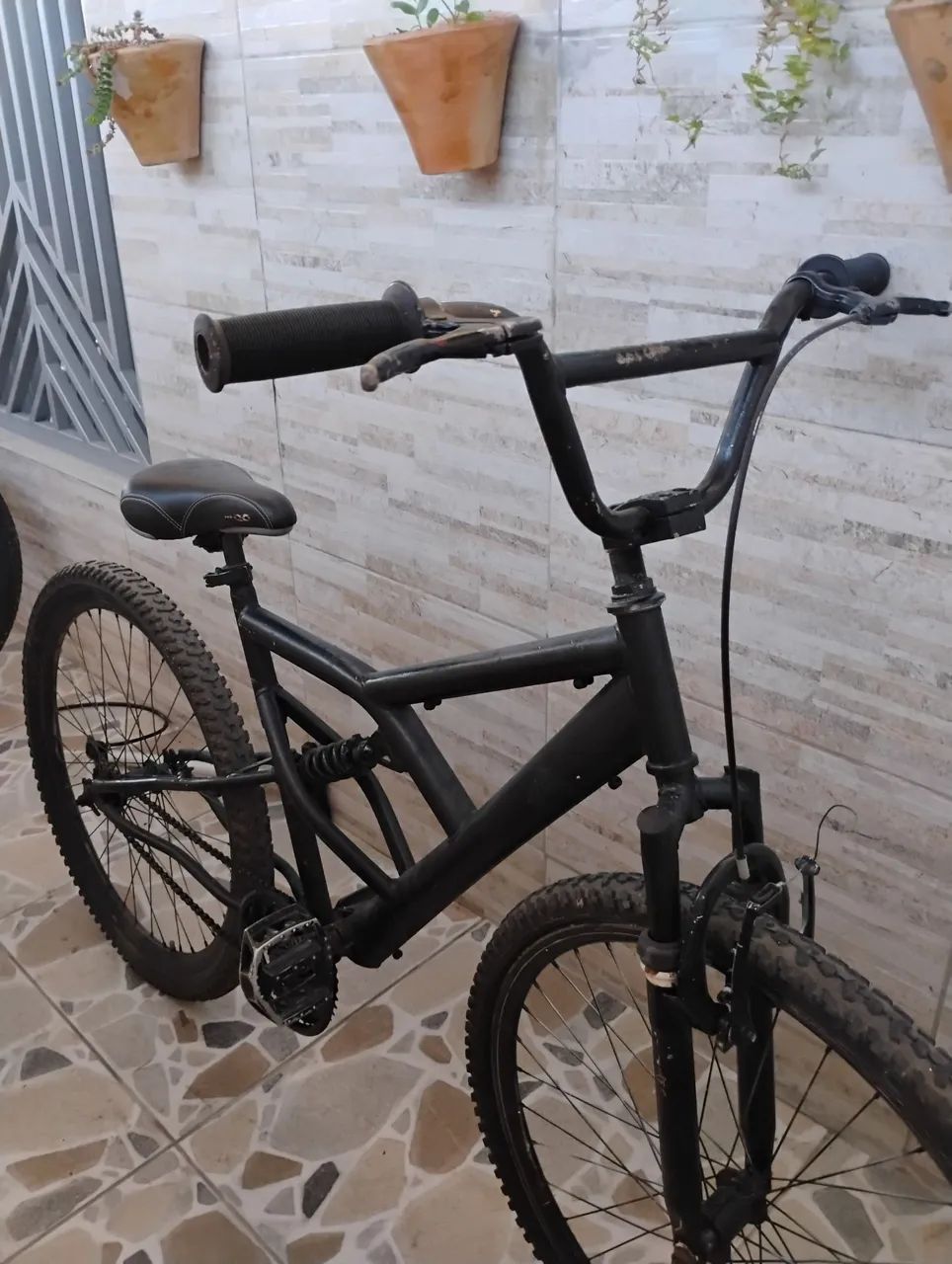 Bicicleta estilo mountain bike (MTB) ?