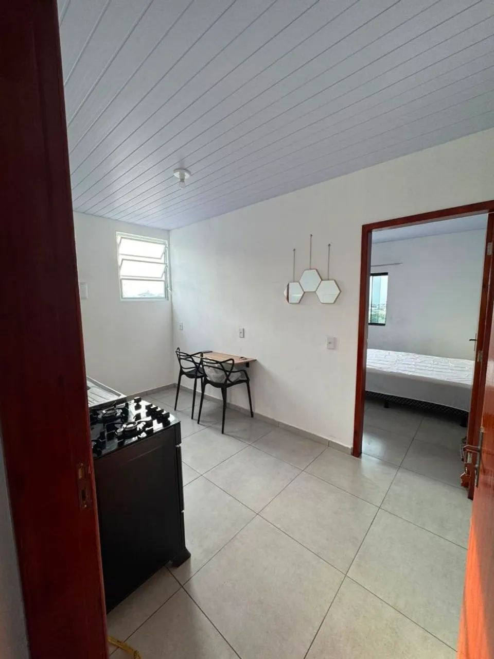 Kitnet em Floripa com luz, água e internet  - Foto 2