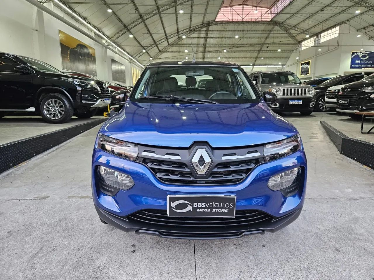 Renault Kwid 1.0 Intense 2023 - Foto 2