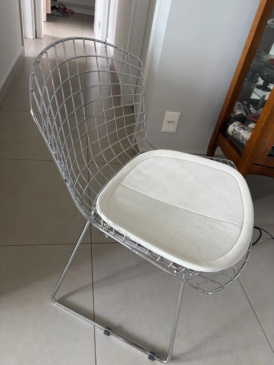CADEIRA COM ALMOFADA BERTOIA TOK STOk - Foto 3