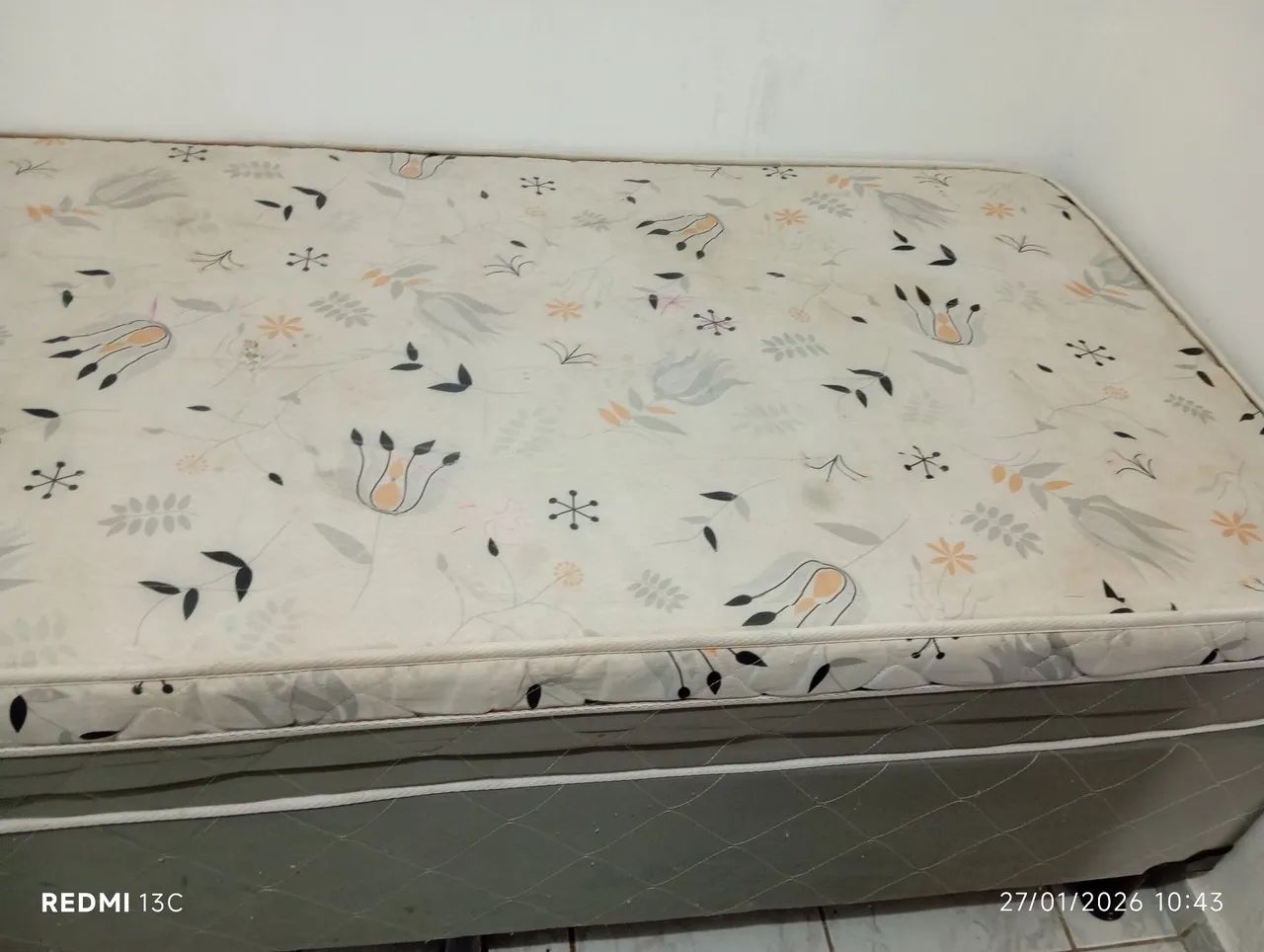 Vendo cama box solteiro  - Foto 2