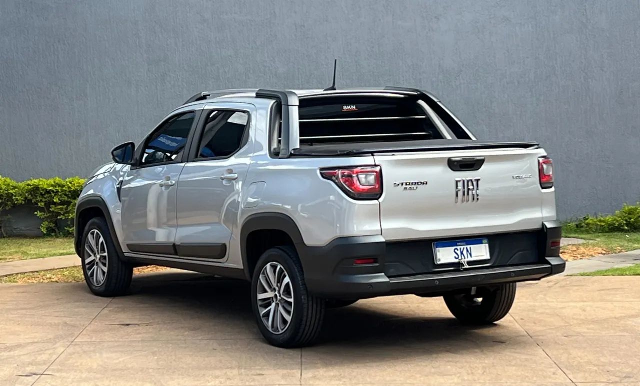 Fiat Strada Volcano 1.3 Flex 8V CD 2022 - Foto 4