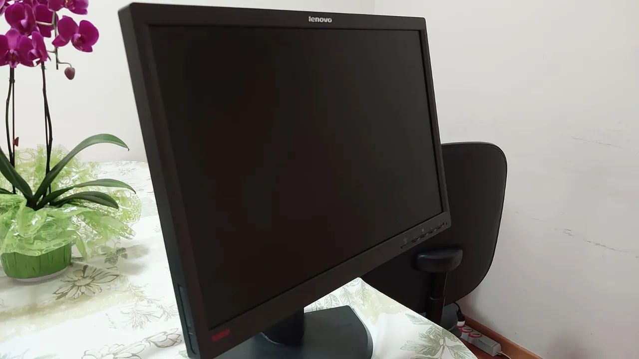 Monitor LG 22 polegadas L225pwD - Foto 2