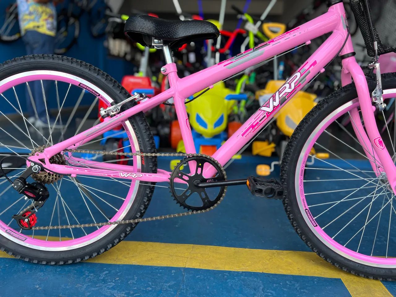 Bicicleta aro 24 com marcha - Foto 2