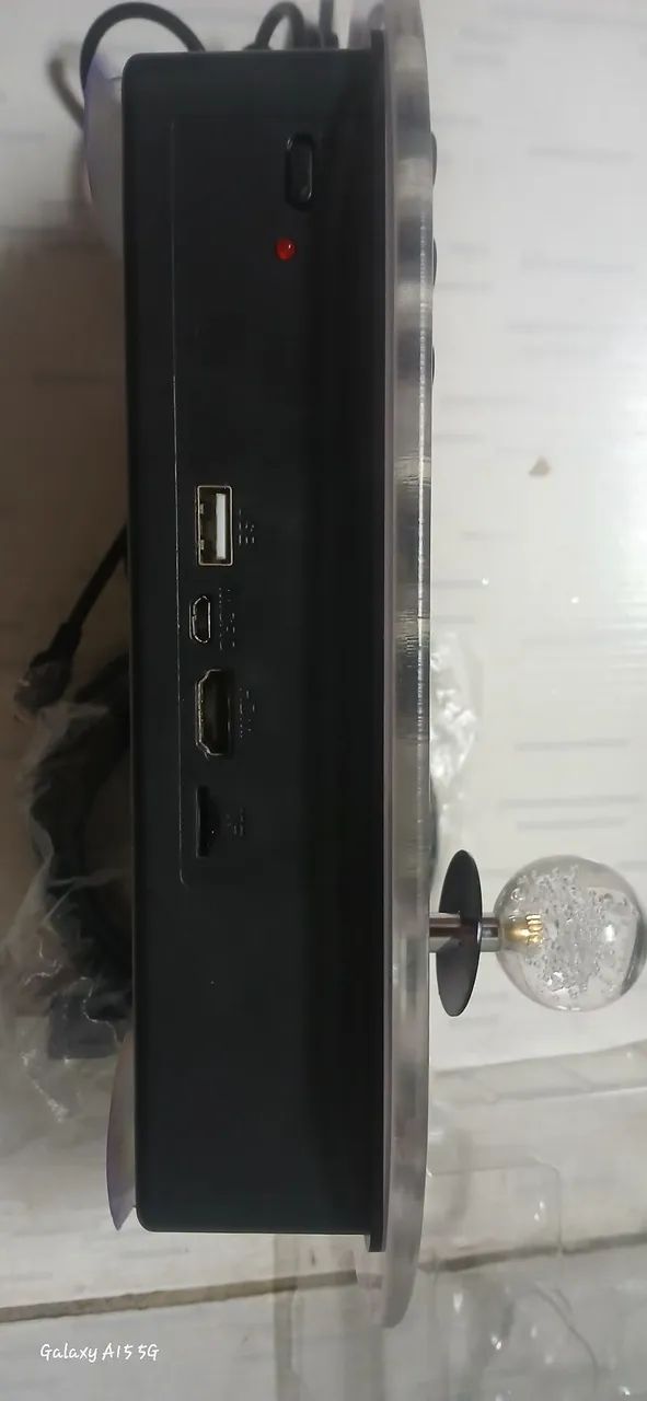 Fliperama Portátil Game Console, observação : com defeito só para retirada de peças! - Foto 3