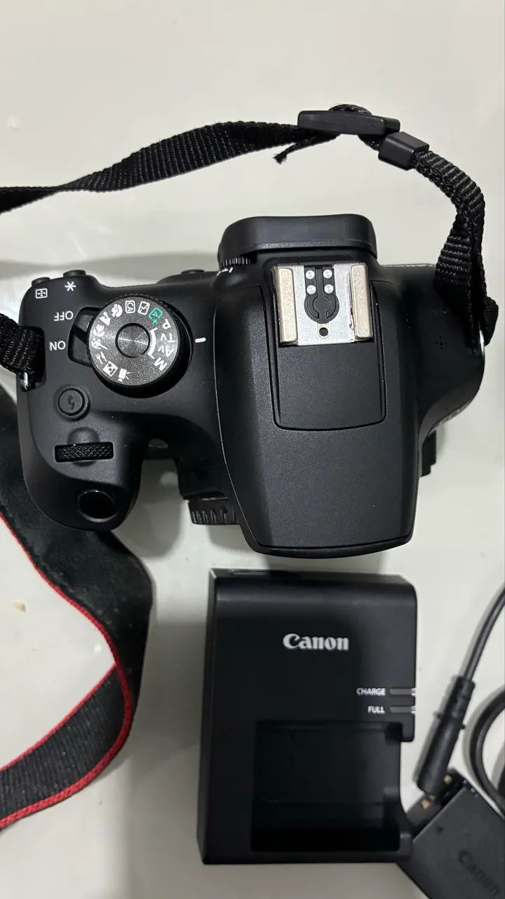 Câmera Canon T7 Semi Nova + Lente 18-55mm + Bolsa Original + SSD 64GB - Foto 2