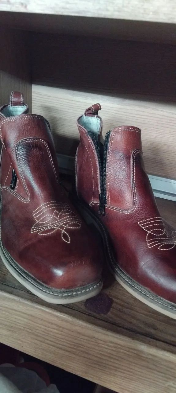 Bota country couro legítimo 