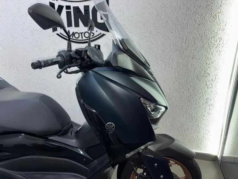 YAMAHA XMAX 250  - Foto 2