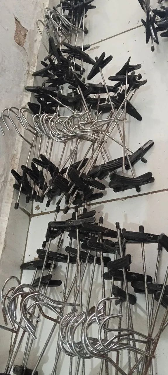 72 cabides por apenas 100 reais  - Foto 2