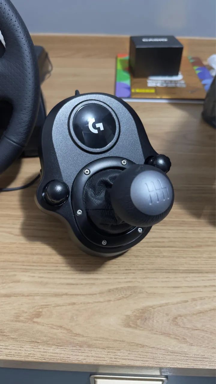 Volante Logitech G923 + Câmbio Driving Force - Foto 3