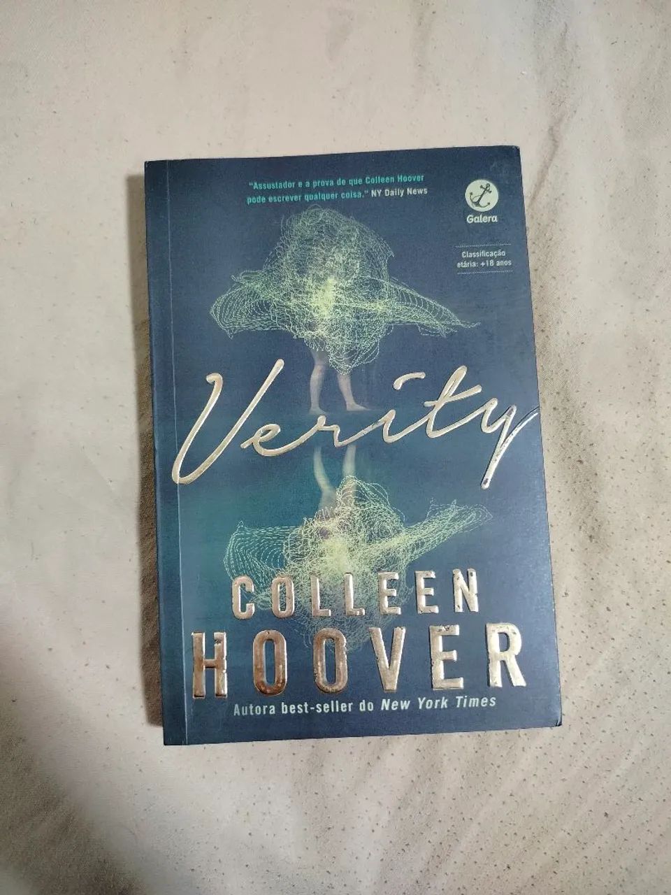 Livro Verity Coleen hover