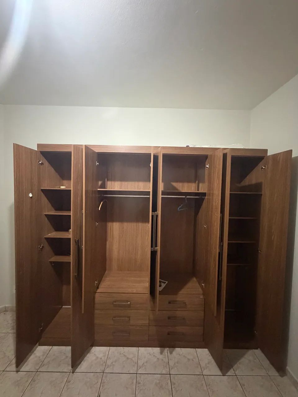 Guarda roupas  - Foto 2