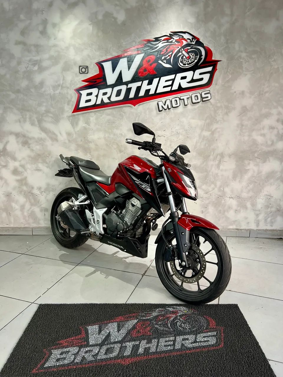 HONDA CB300F 2024 