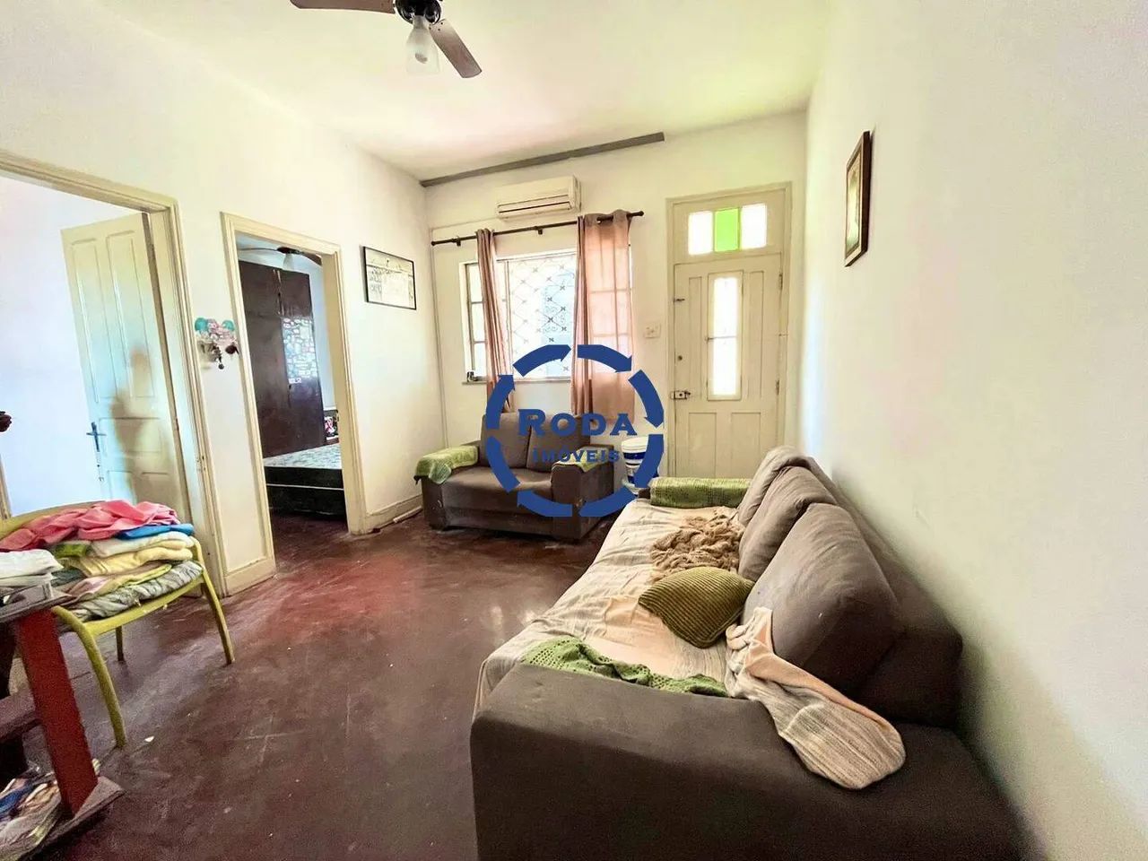 Casa na Vila Belmiro com 2 dormitórios, edícula e quintal - Foto 2
