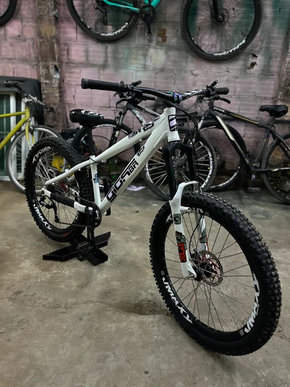 Bicicleta Gios DH - Foto 2
