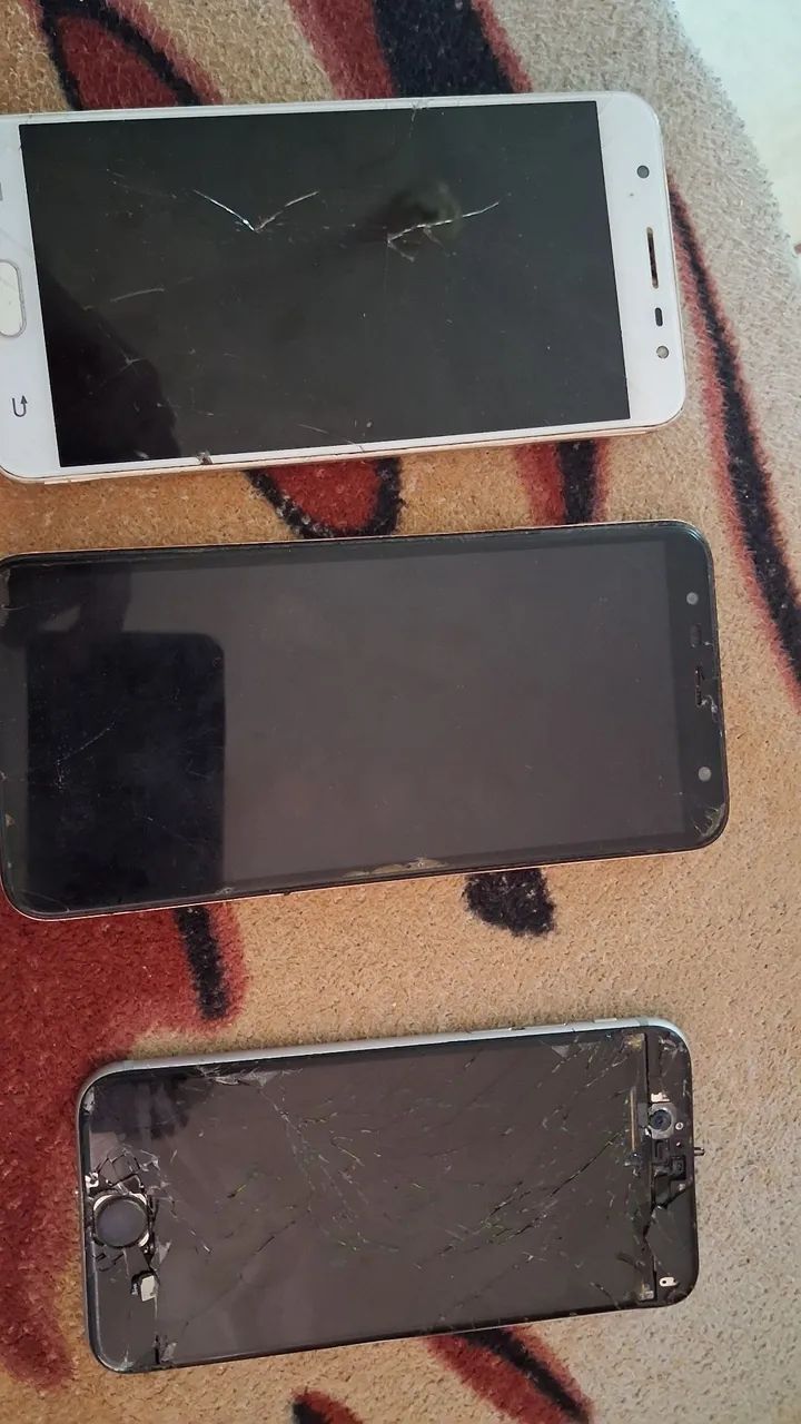 Celular quebrado 