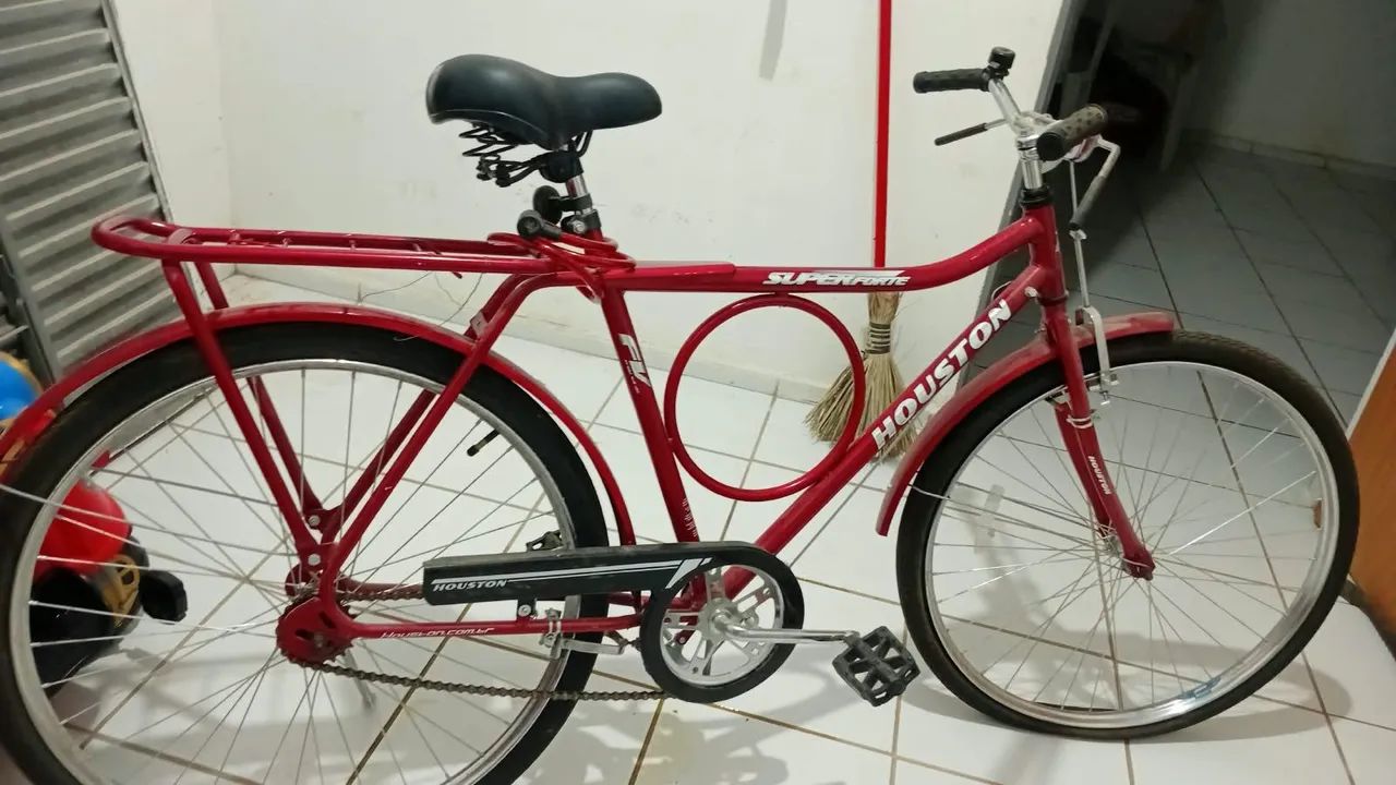 Vendo bicicleta hoston semi nova - Foto 2