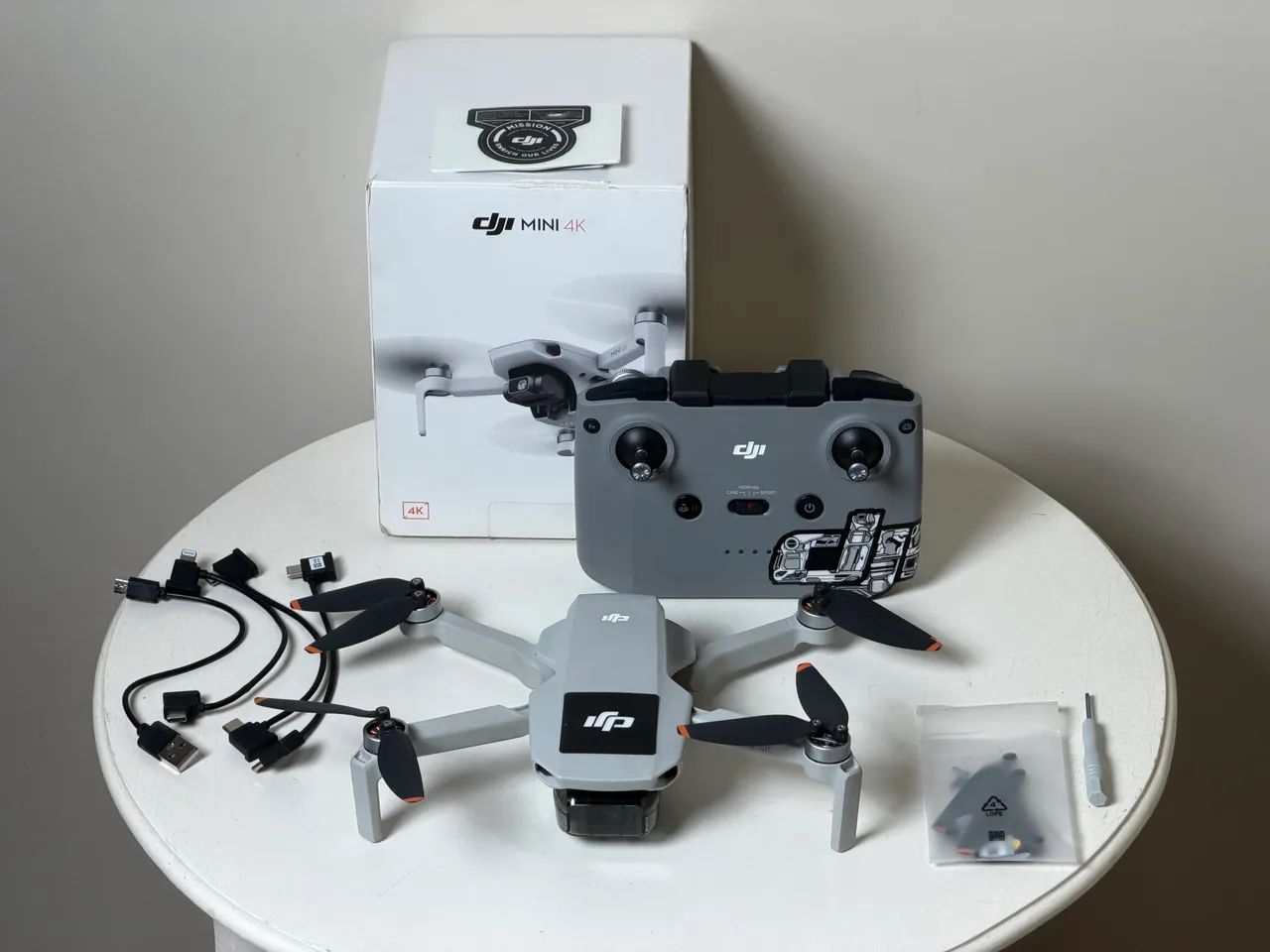 Drone DJI Mini 4k - Câmera 4k + Cartão 64GB
