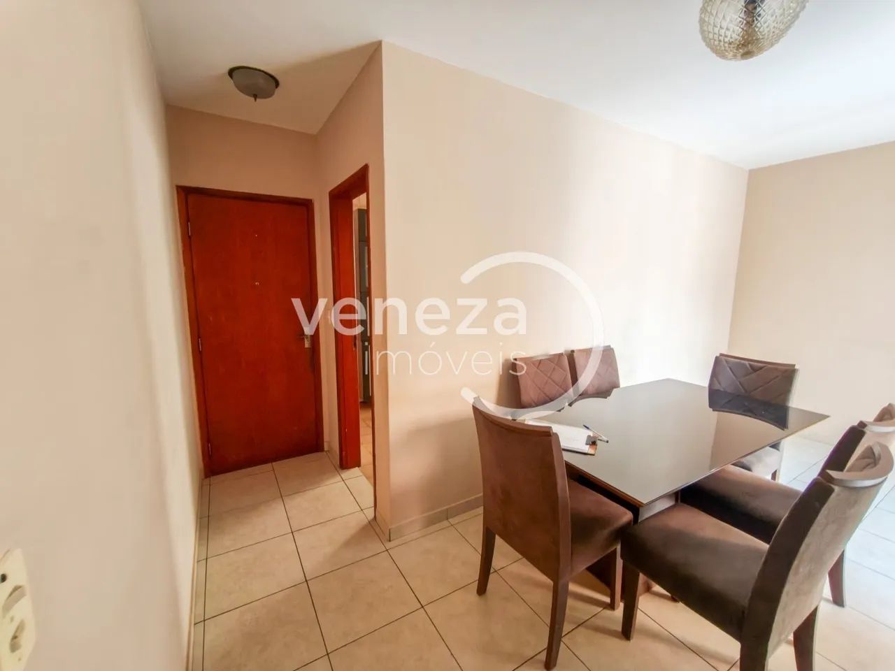 Apartamento para alugar com 3 quartos no Centro de Londrina - Foto 2