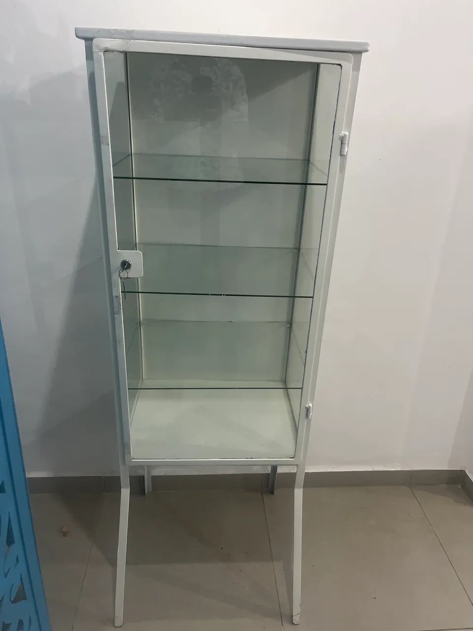 Cristaleira Ferro Branca para Farmácia 