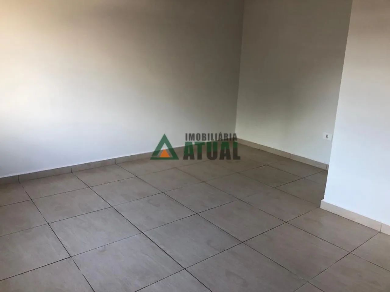 CASA COM 3 QUARTOS NA REGIÃO LESTE DE LONDRINA - Foto 5