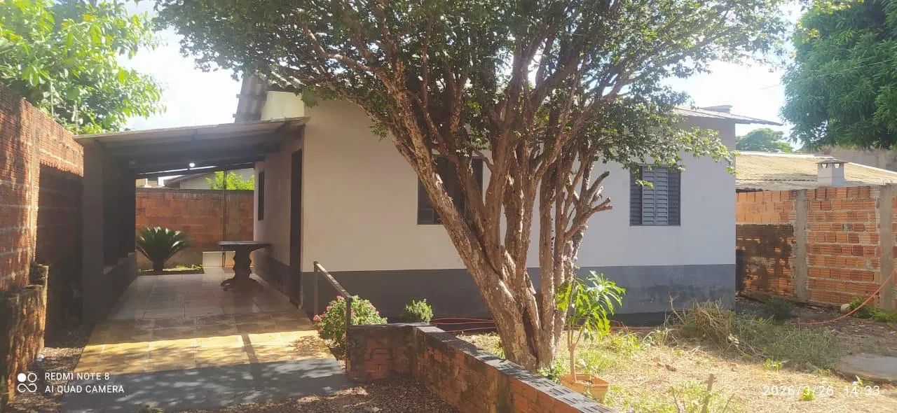 Vende- se casa com terreno grande para construção  - Foto 2