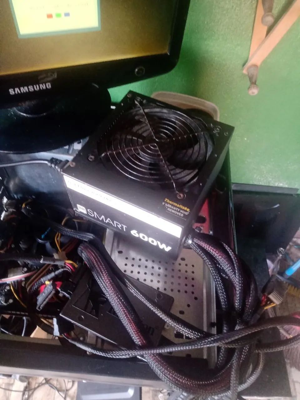 Fonte real 600w com todas as entradas  - Foto 2
